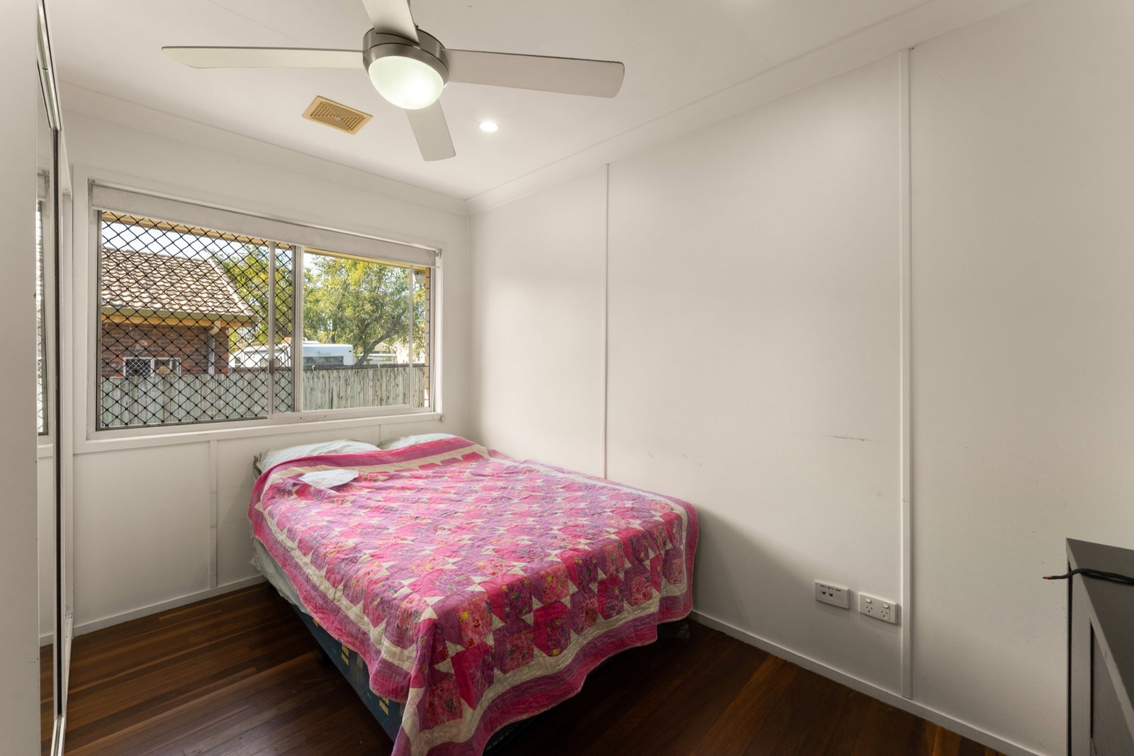Listing image for 6 Wallace Street, Redcliffe  QLD  4020