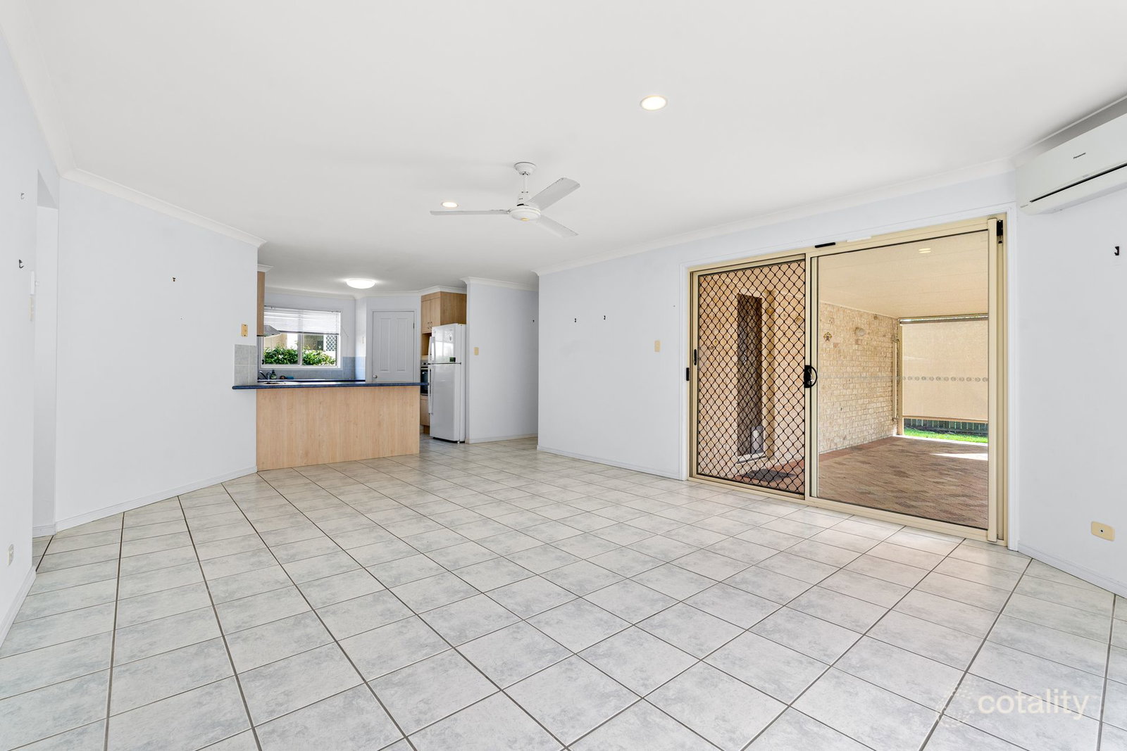 Listing image for 13 Aird St, Sandstone Point  QLD  4511