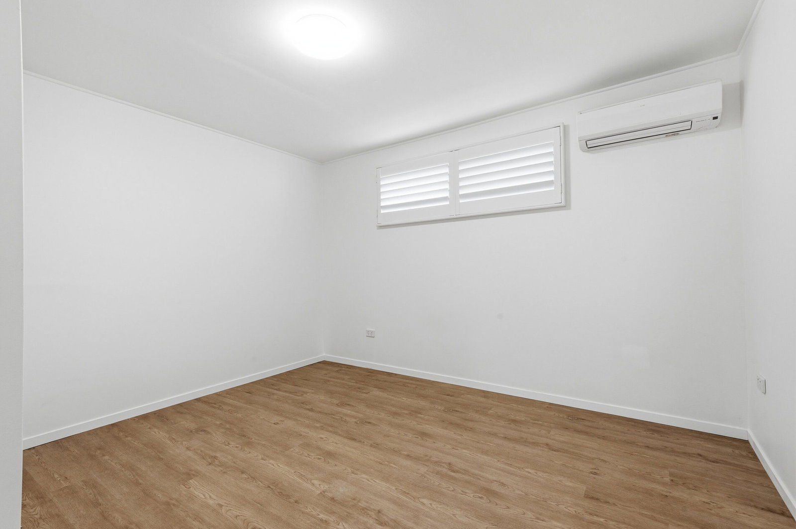 Listing image for 1/120 John St, Redcliffe  QLD  4020