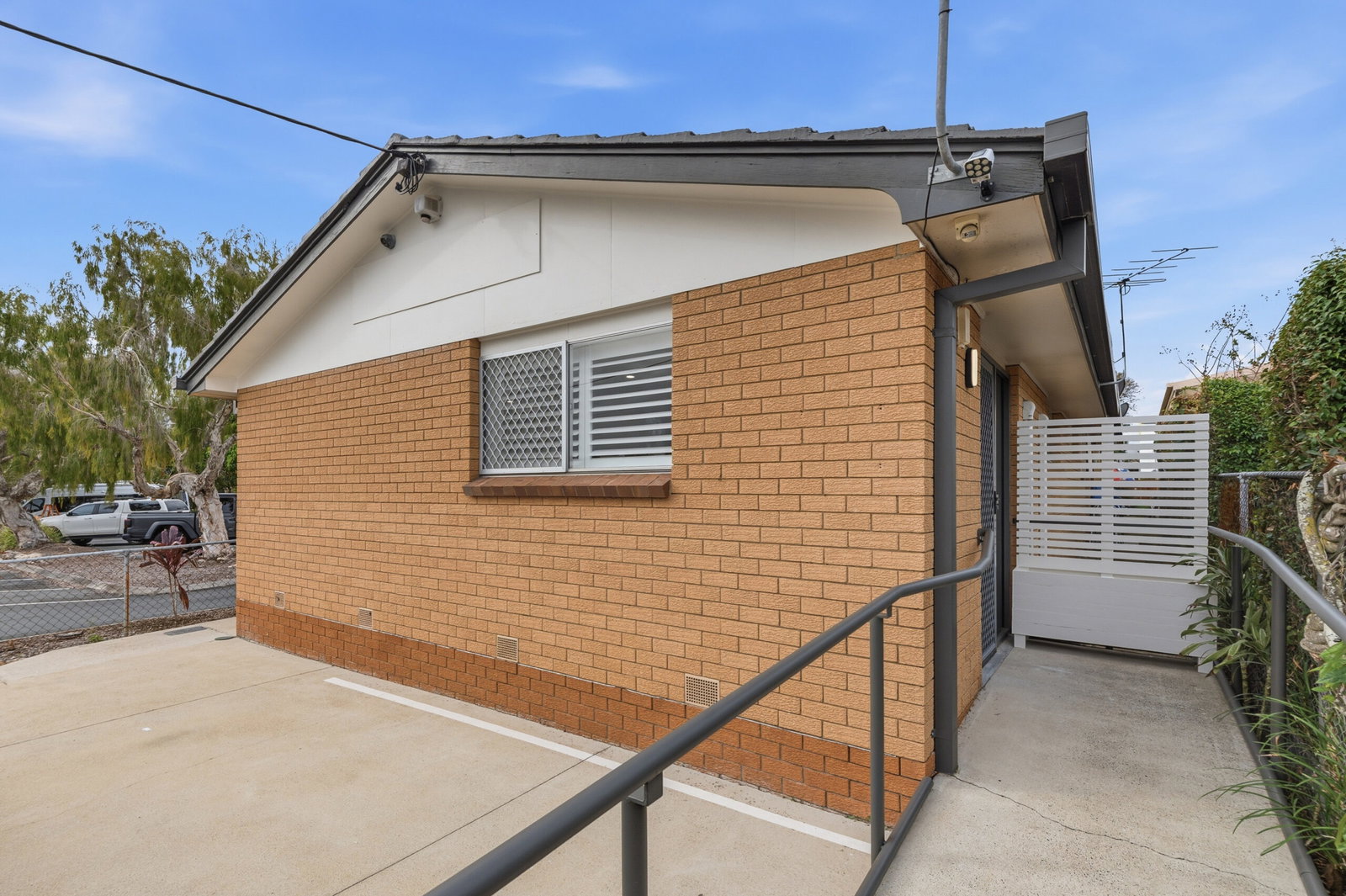 Listing image for 1/120 John St, Redcliffe  QLD  4020