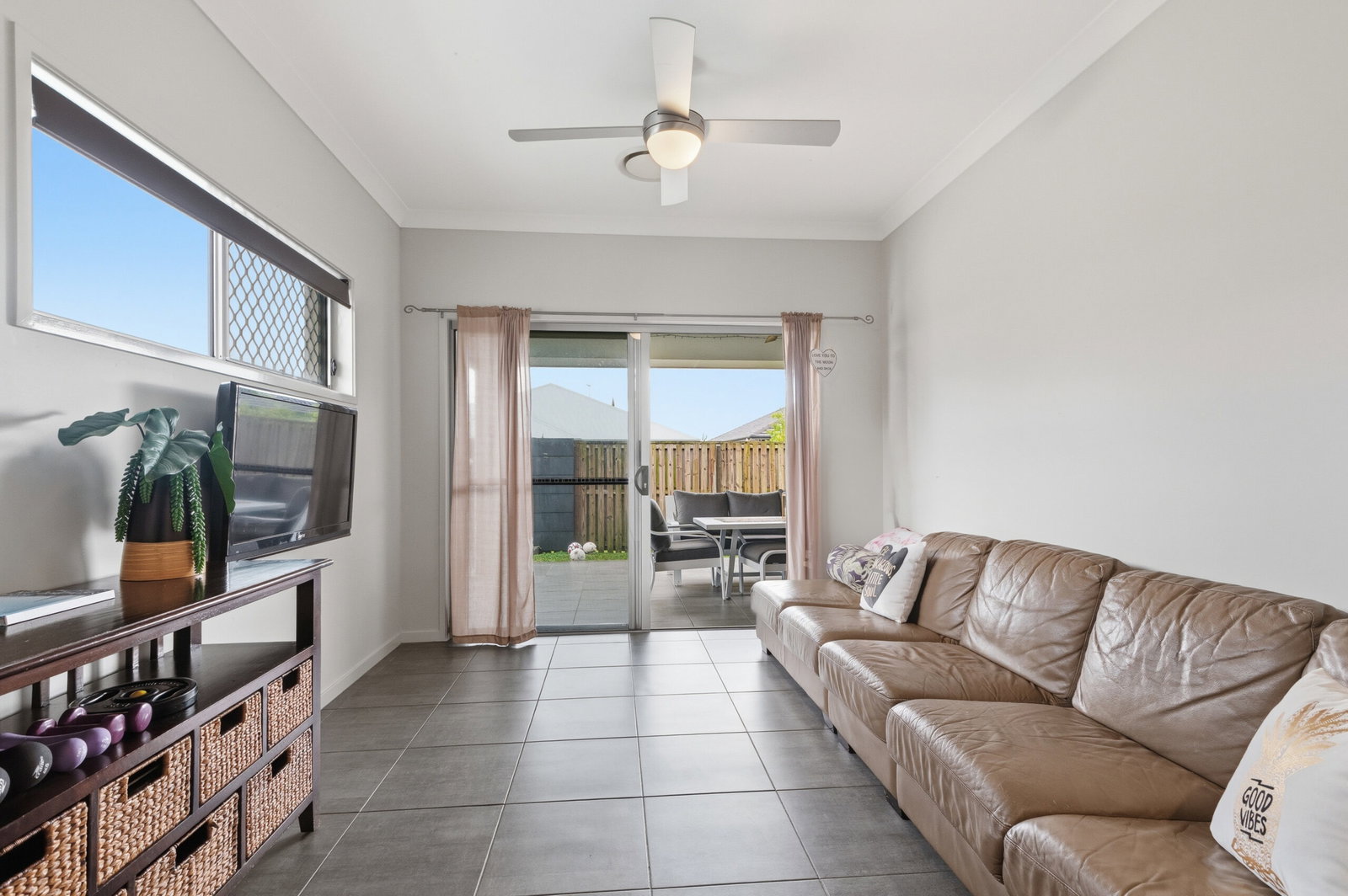 Listing image for 33 Hampden St, North Lakes  QLD  4509
