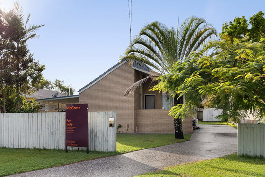 6 Wallace Street, Redcliffe