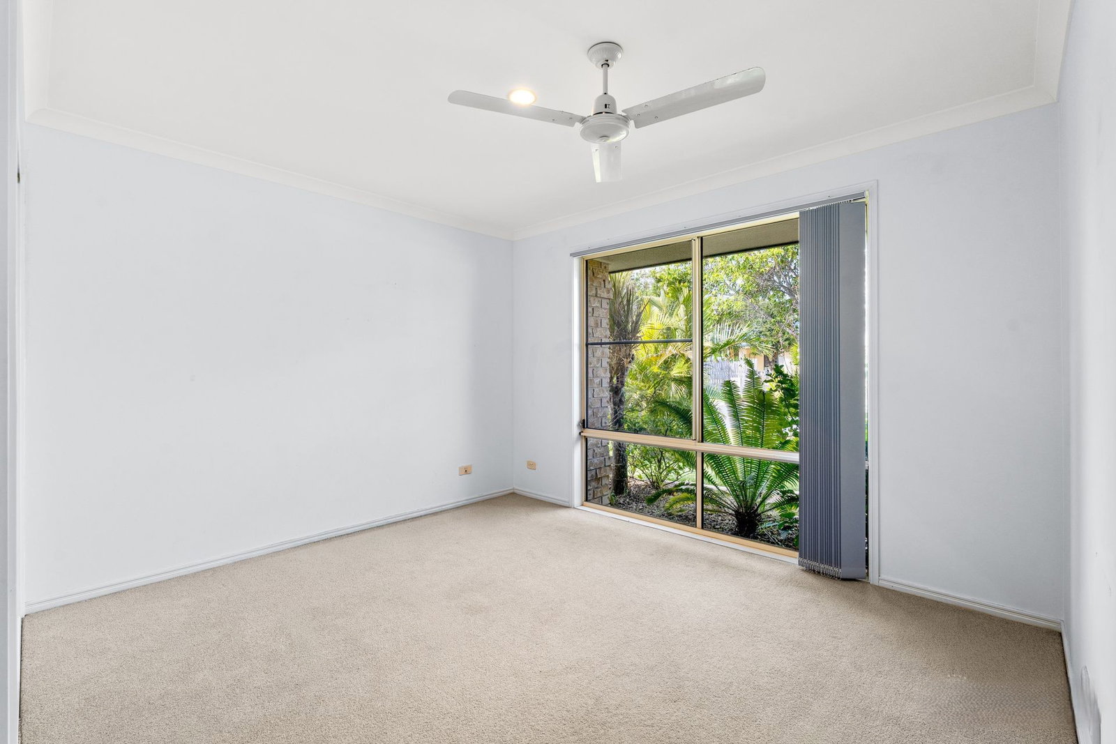 Listing image for 13 Aird St, Sandstone Point  QLD  4511