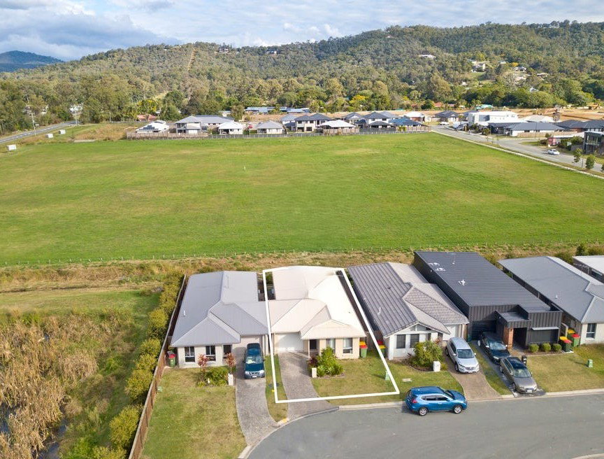 Listing image for 15 Windmill Place, Belivah  QLD  4207