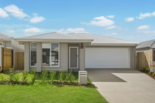 4 Varis Street, Morayfield