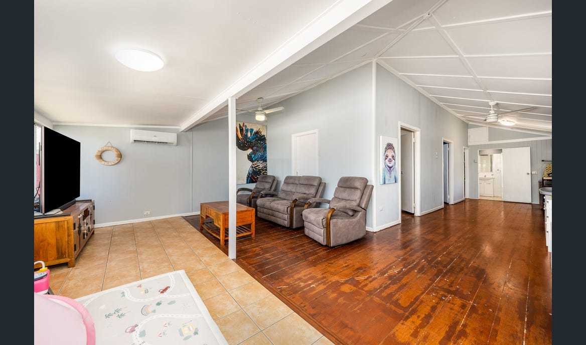 Listing image for 19 Margate Parade, Margate  QLD  4019