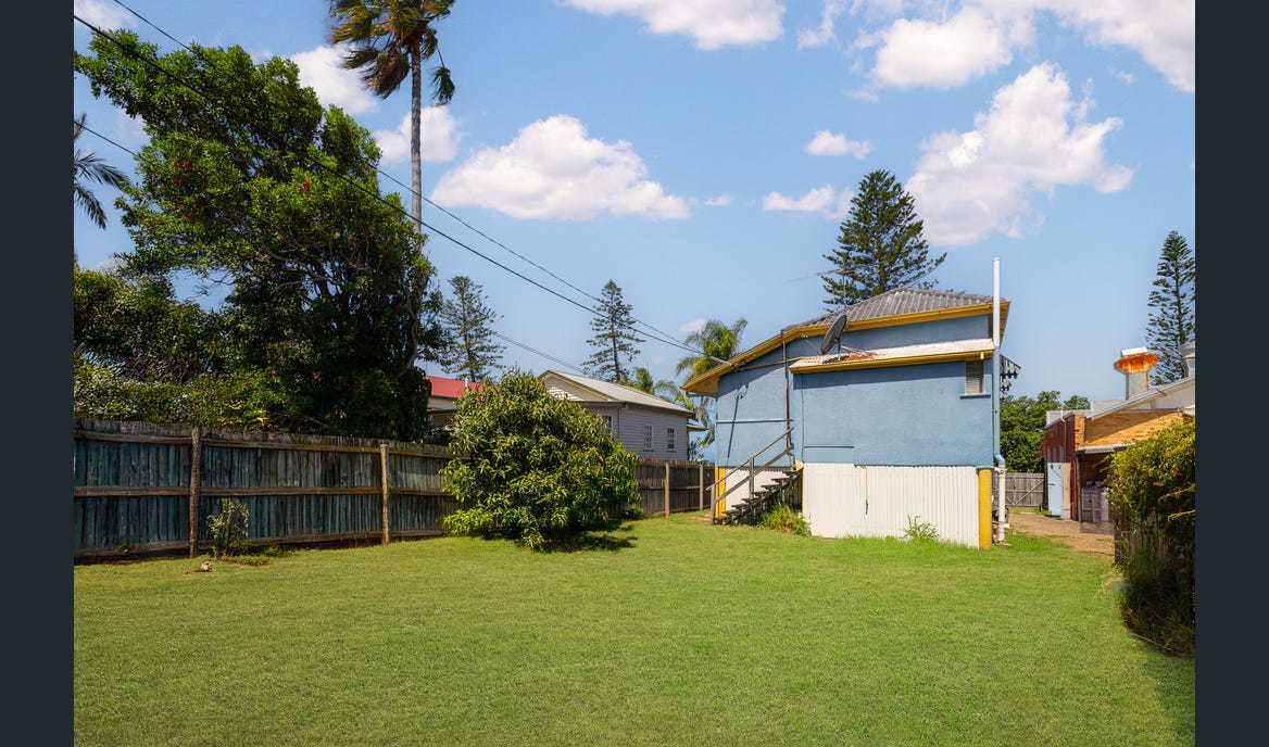 Listing image for 19 Margate Parade, Margate  QLD  4019