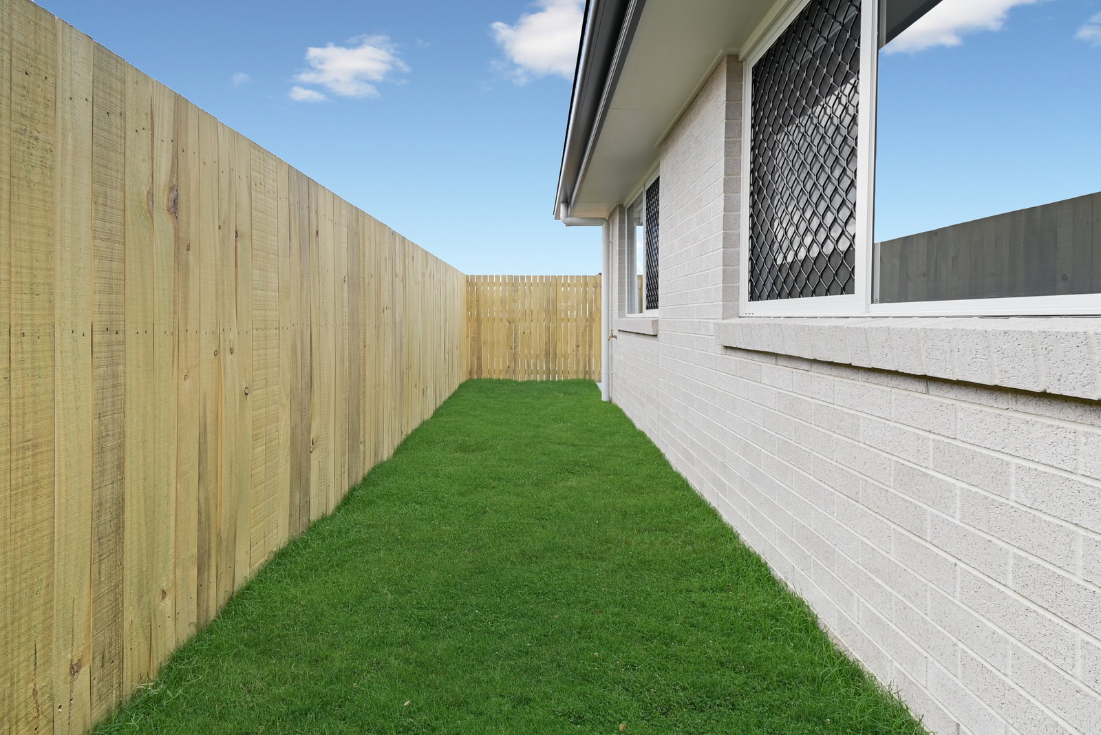 Listing image for 6 Florida Crescent, Spring Mountain  QLD  4300