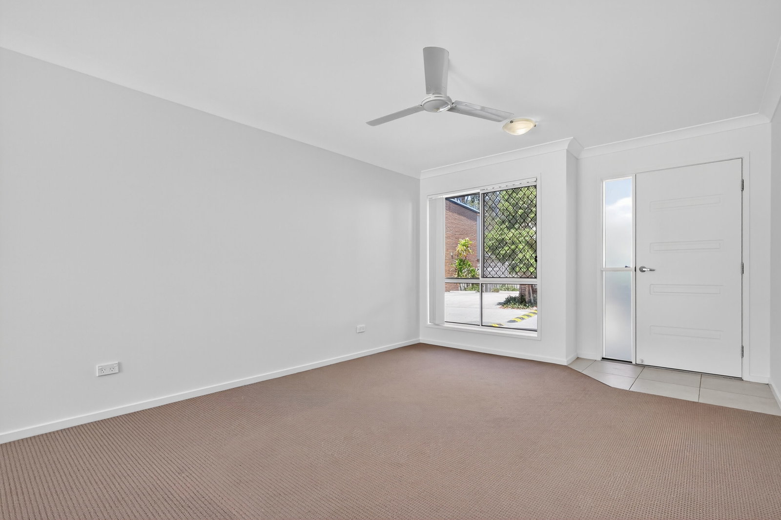 Listing image for 1/43 River Rd, Bundamba  QLD  4304