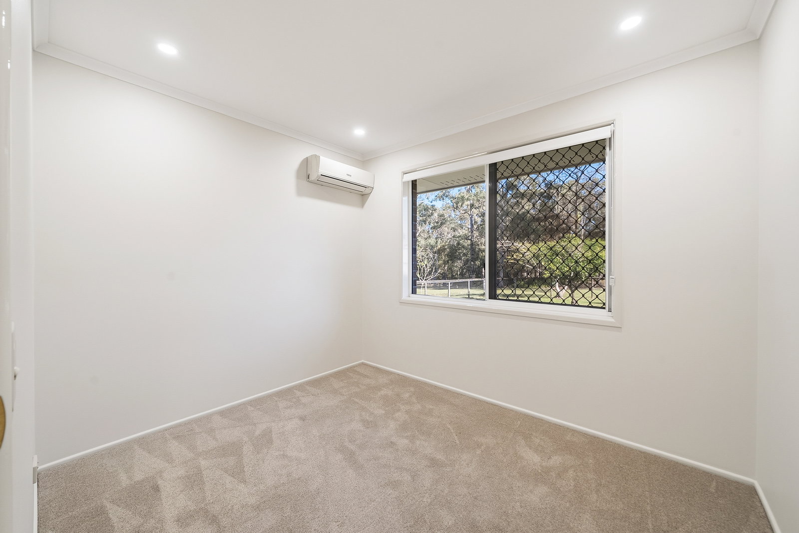 Listing image for 8 Osborne Drive, Burpengary  QLD  4505
