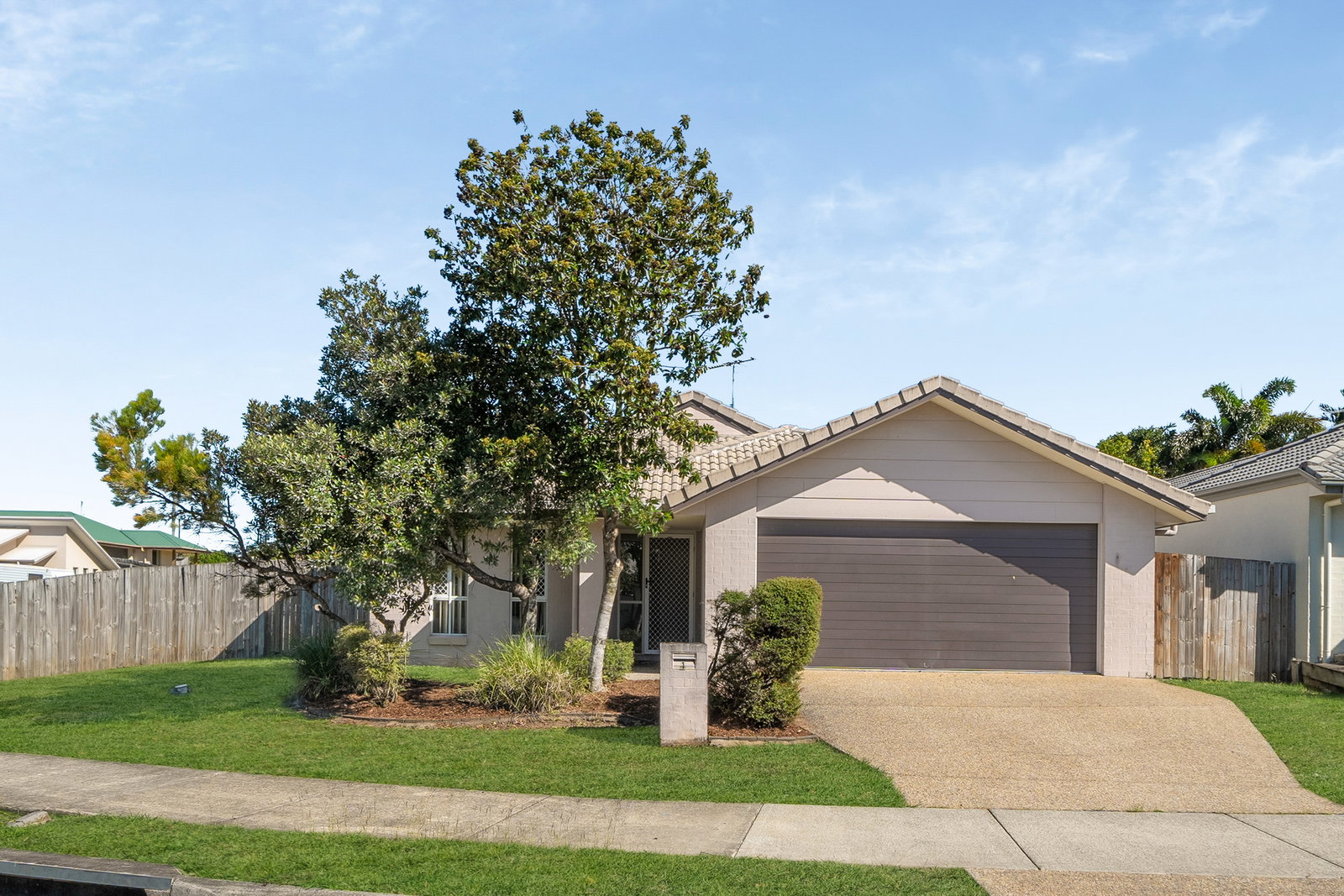 Listing image for 1 Toby Close, Kallangur  QLD  4503