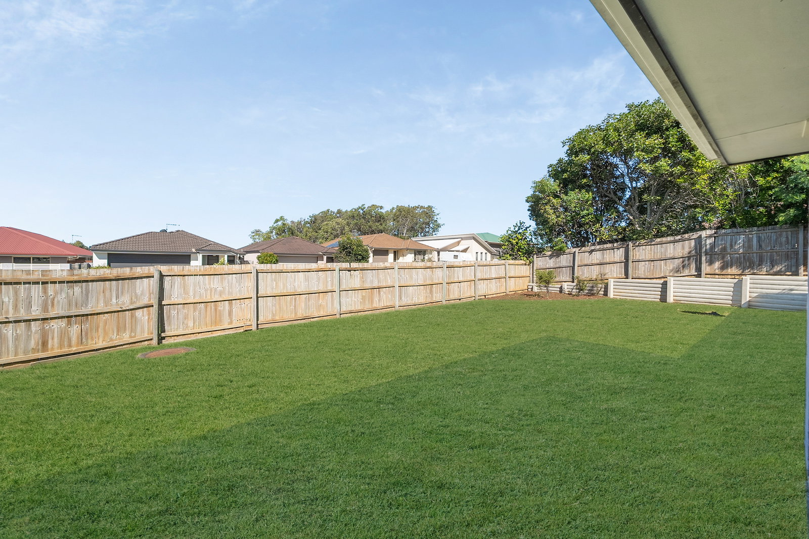 Listing image for 1 Toby Close, Kallangur  QLD  4503