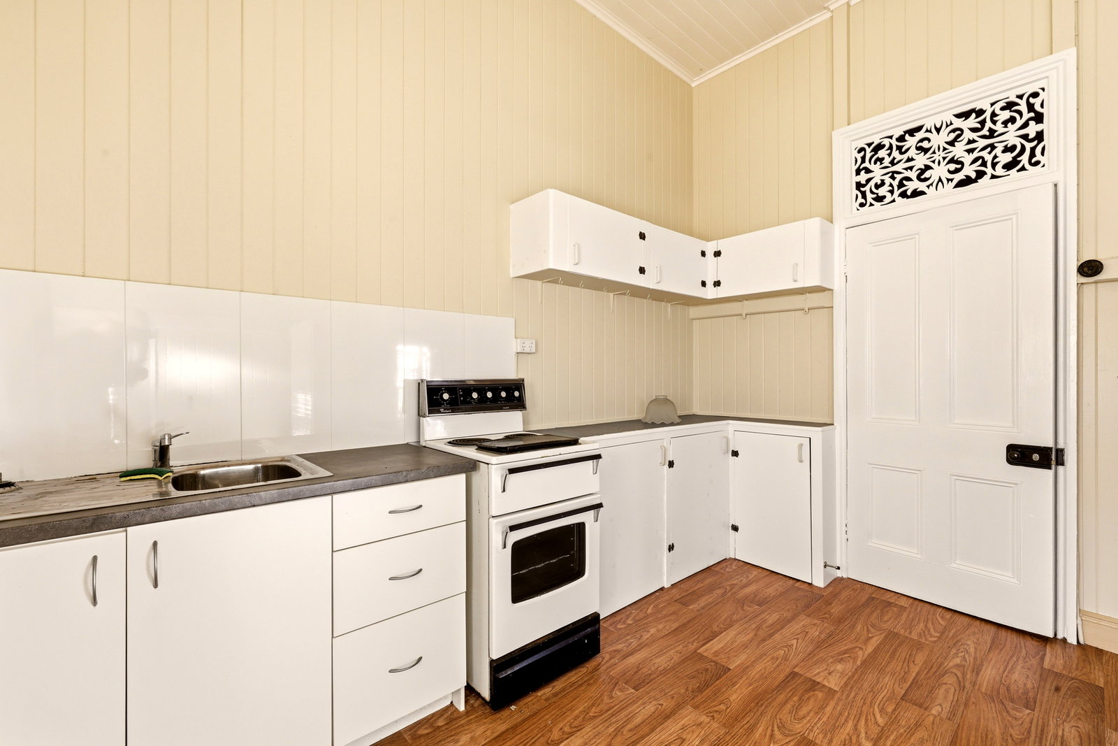 Listing image for 4 Robertson Avenue, Margate  QLD  4019