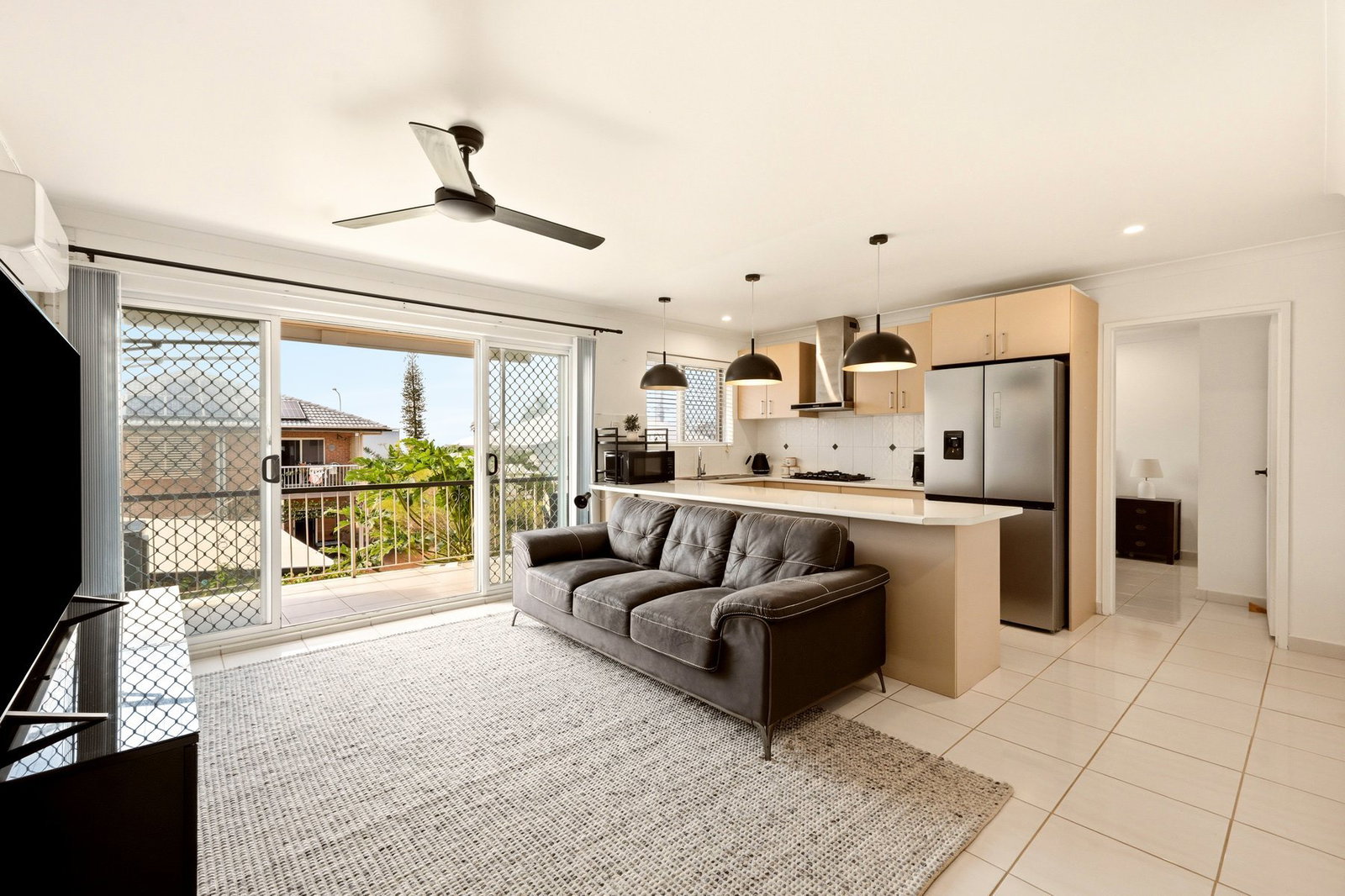 Listing image for 4/2 Osbourne Street, Scarborough  QLD  4020