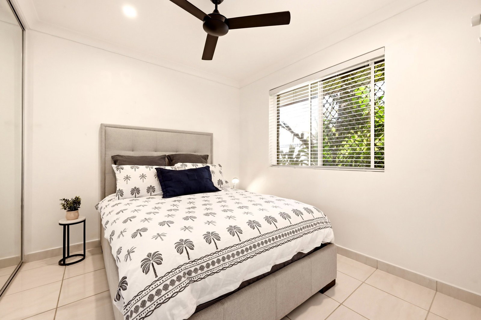 Listing image for 4/2 Osbourne Street, Scarborough  QLD  4020