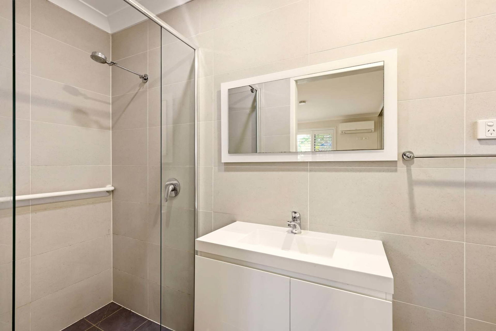 Listing image for 18 Aloomba Court, Redcliffe  QLD  4020