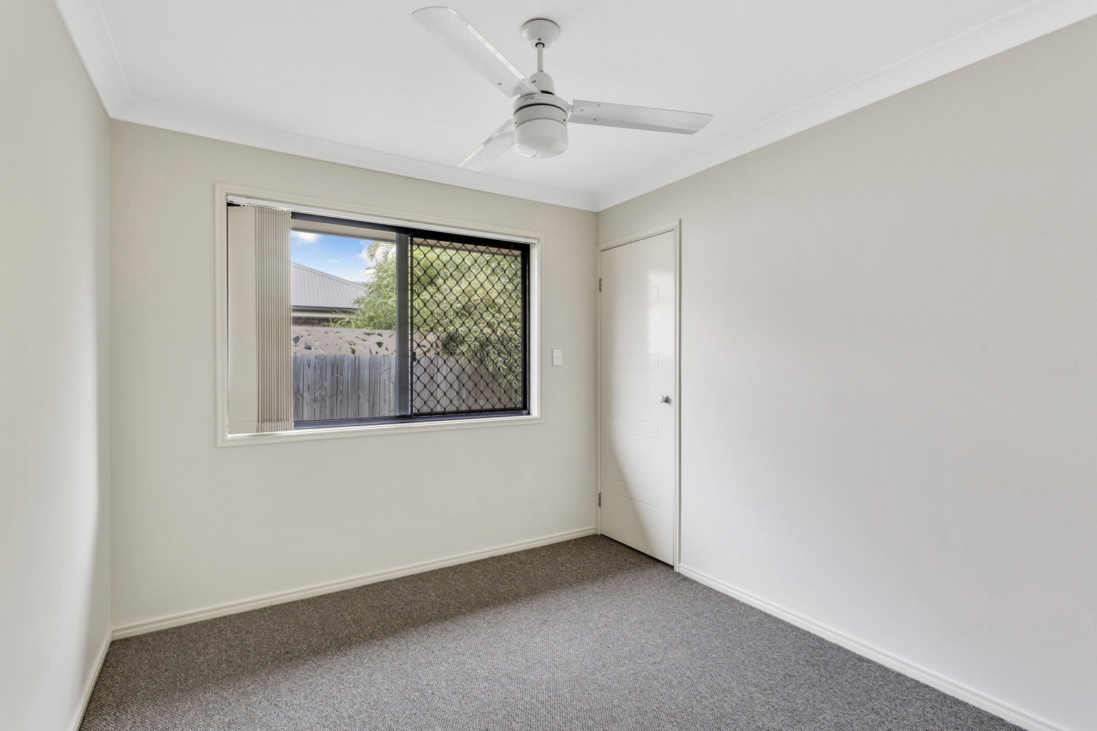 Listing image for 8b Burns Pde, Kallangur  QLD  4503