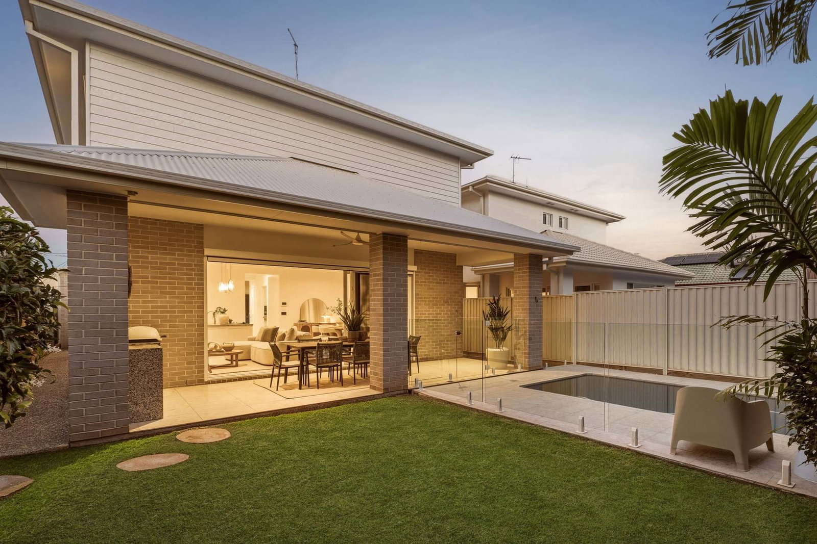 Listing image for 163A Prince Edward Parade, Scarborough  QLD  4020