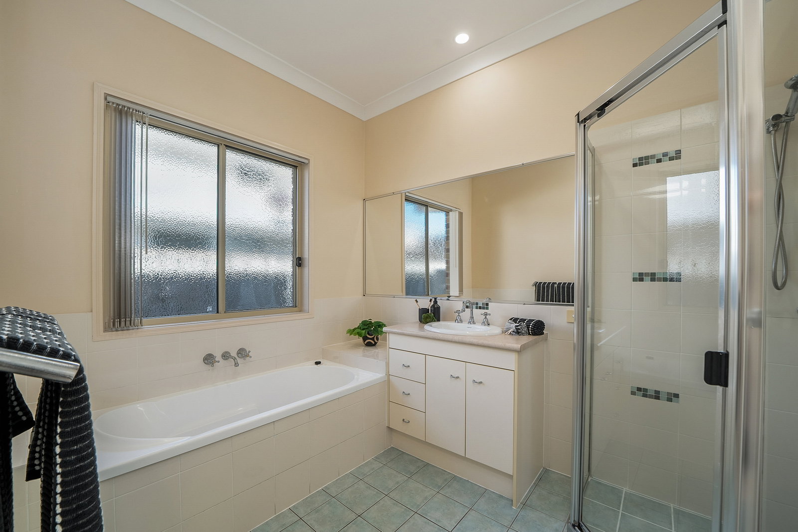 Listing image for 18 Quoll Circuit, North Lakes  QLD  4509