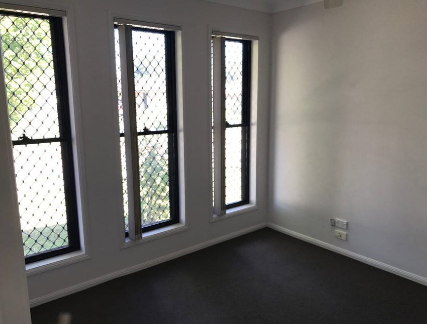 Listing image for 52 Banksia Drive, Raceview  QLD  4305