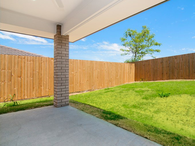 Listing image for 2/237 Edwards St, Flinders View  QLD  4305