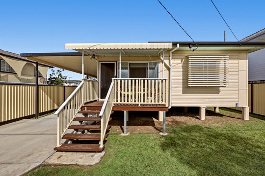 27 Keenan Street, Margate