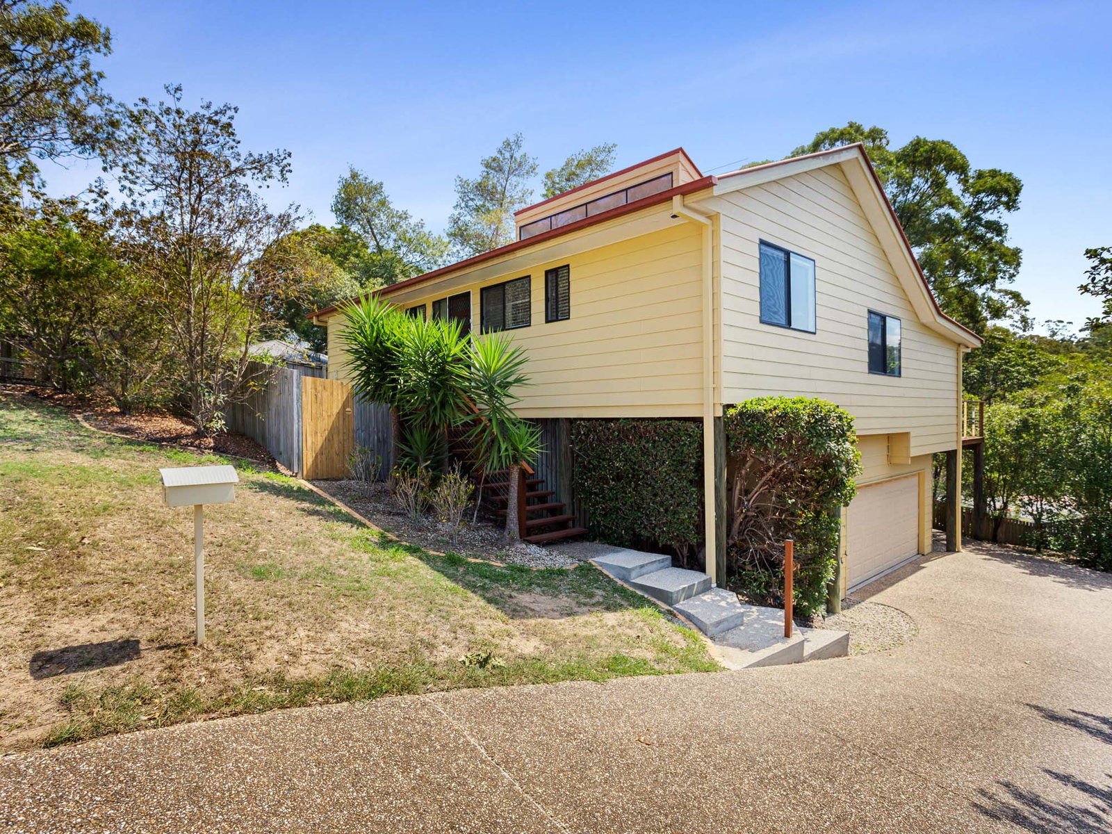 Listing image for 8 Madison Pl, Carina  QLD  4152