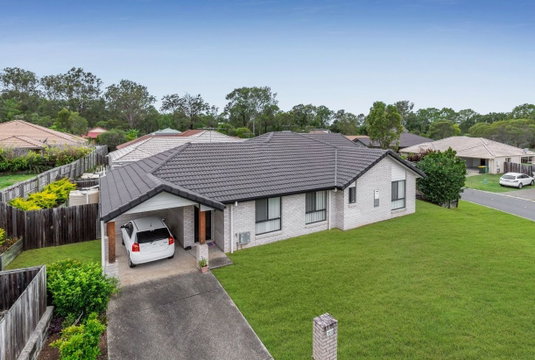 44A Holly Cr, Griffin