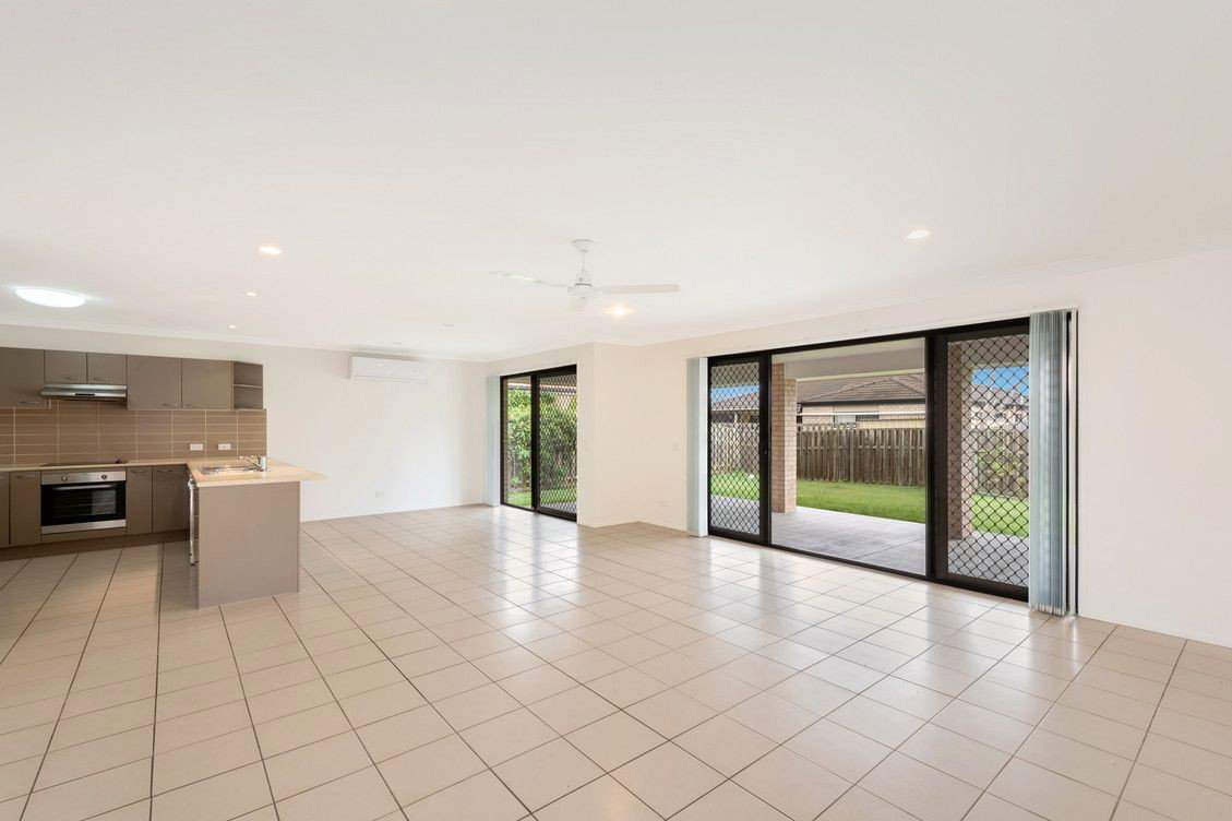 Listing image for 84 Hollywood Av, Bellmere  QLD  4510