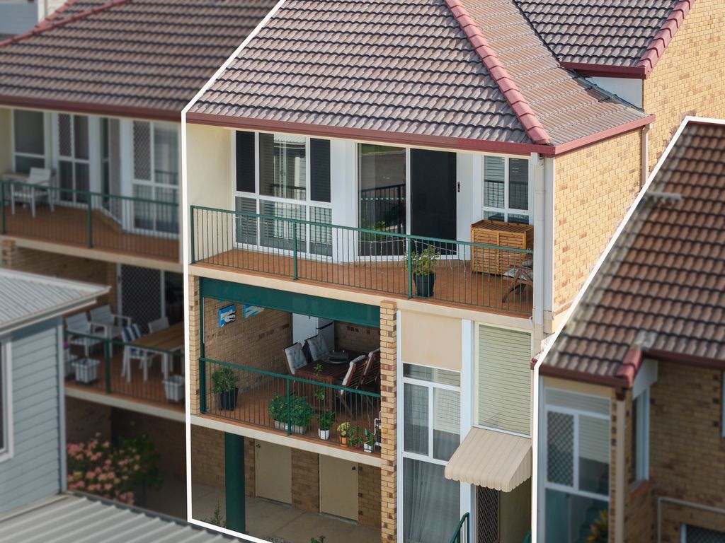 Listing image for 4/16 Murphy Street, Scarborough  QLD  4020