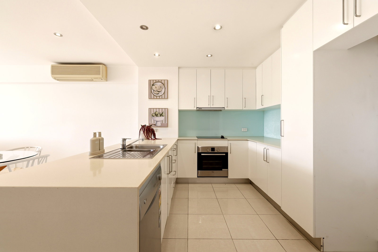 Listing image for 22/83 Marine Parade, Redcliffe  QLD  4020