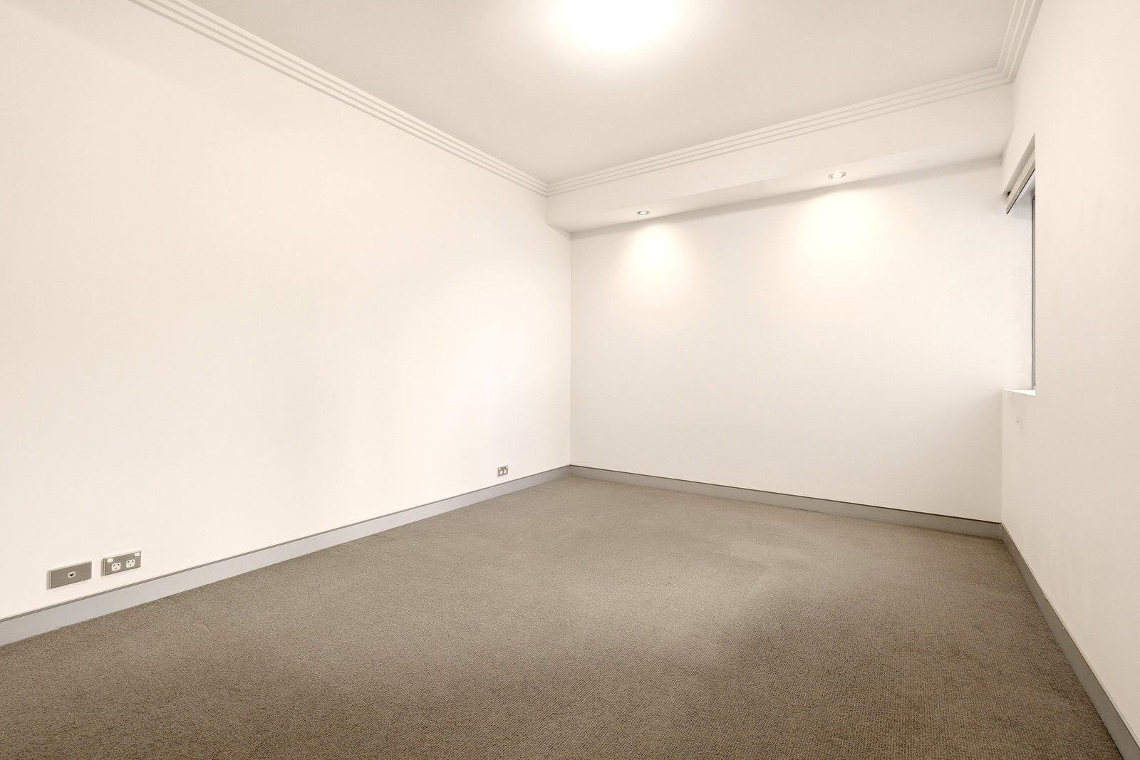 Listing image for 22/83 Marine Parade, Redcliffe  QLD  4020