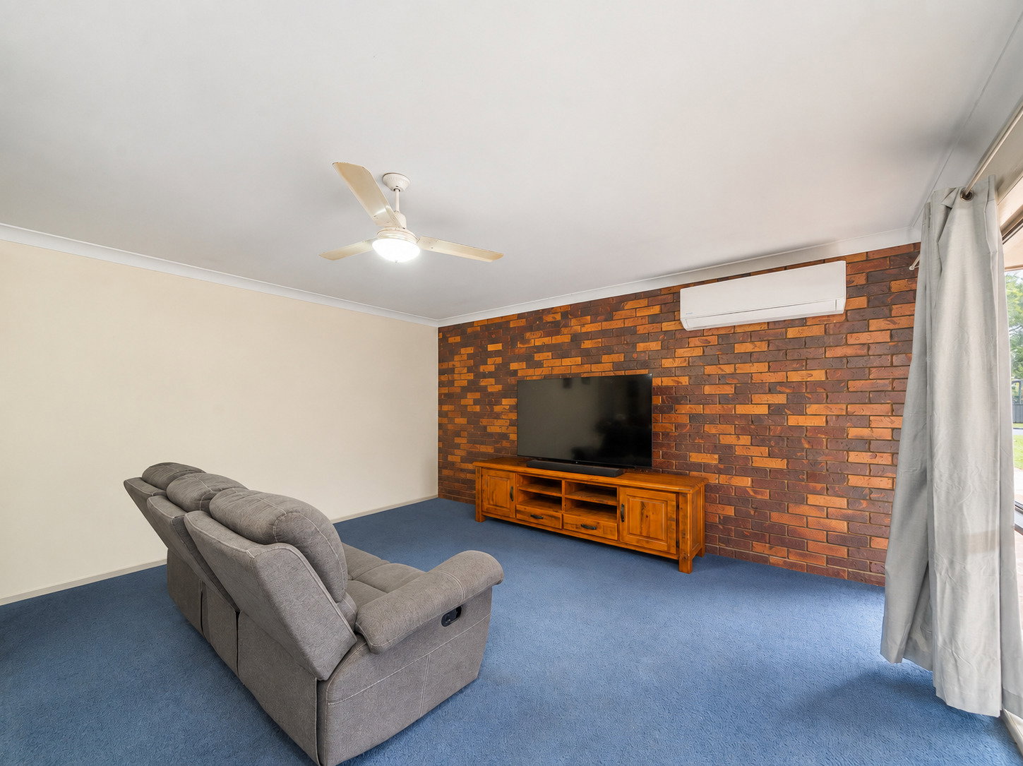 Listing image for 1&2/45 Harding Street, Kallangur  QLD  4503