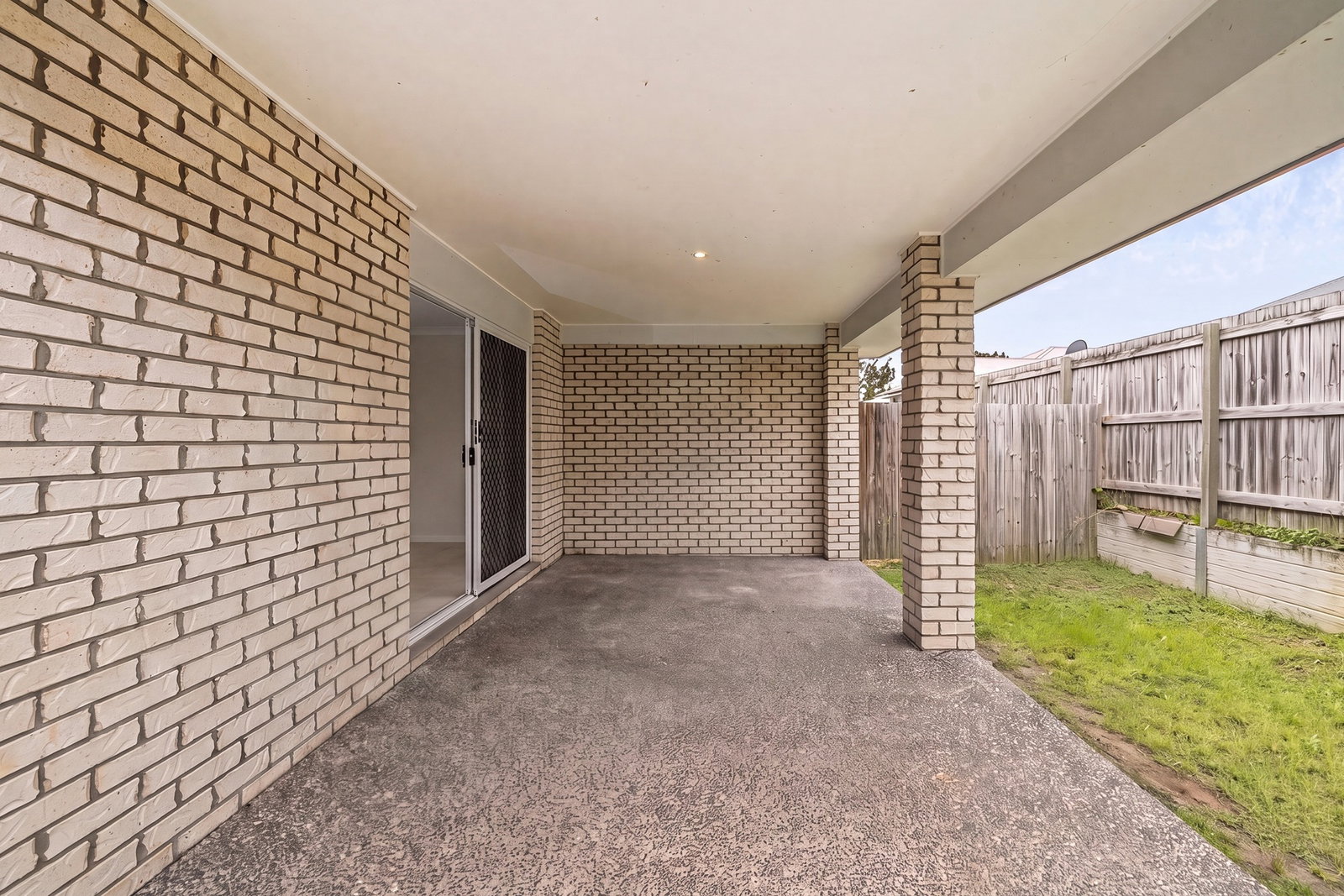 Listing image for 1 & 2/73 Cordeaux Crescent, Redbank Plains  QLD  4301