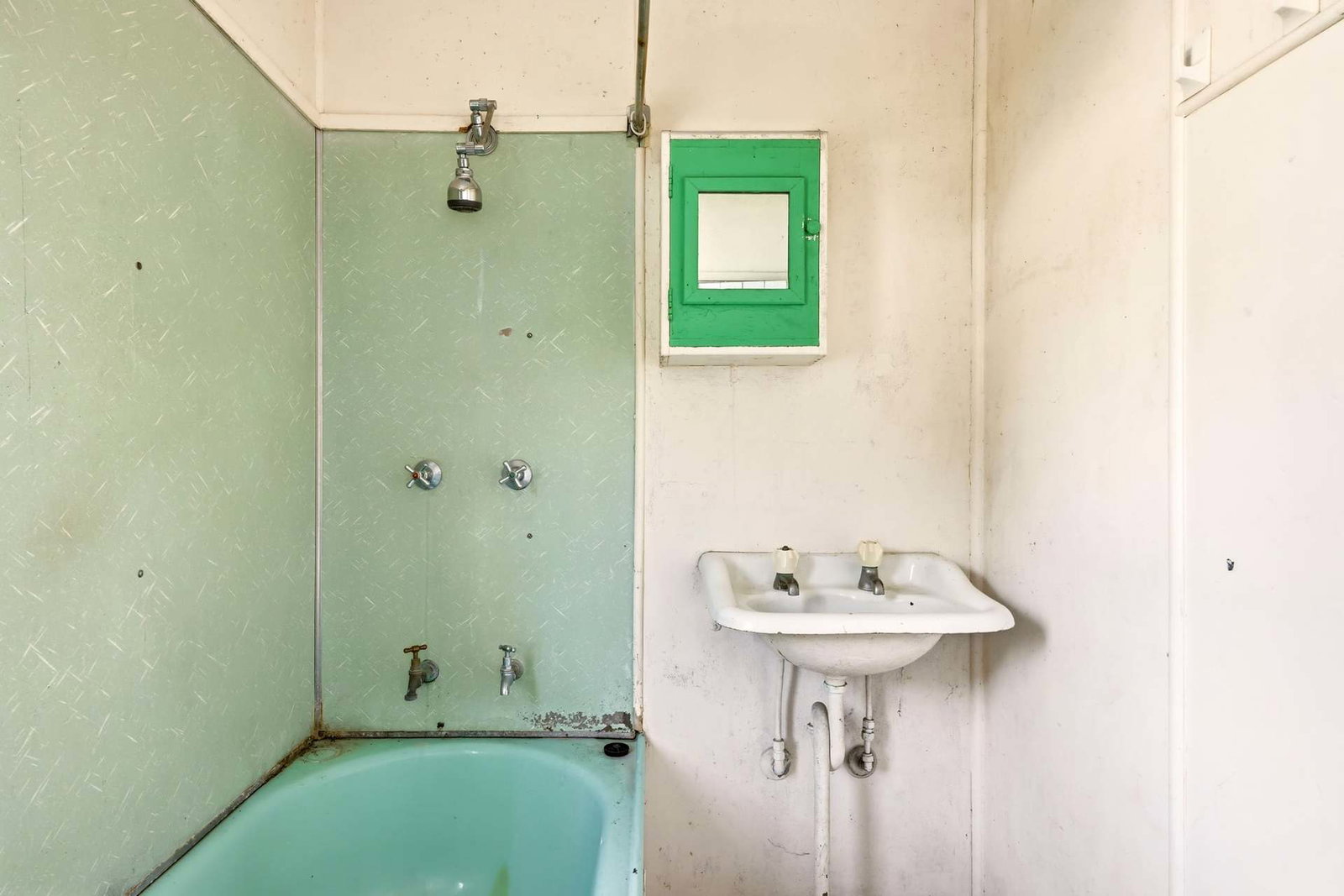 Listing image for 7 Caroline Street, Woody Point  QLD  4019