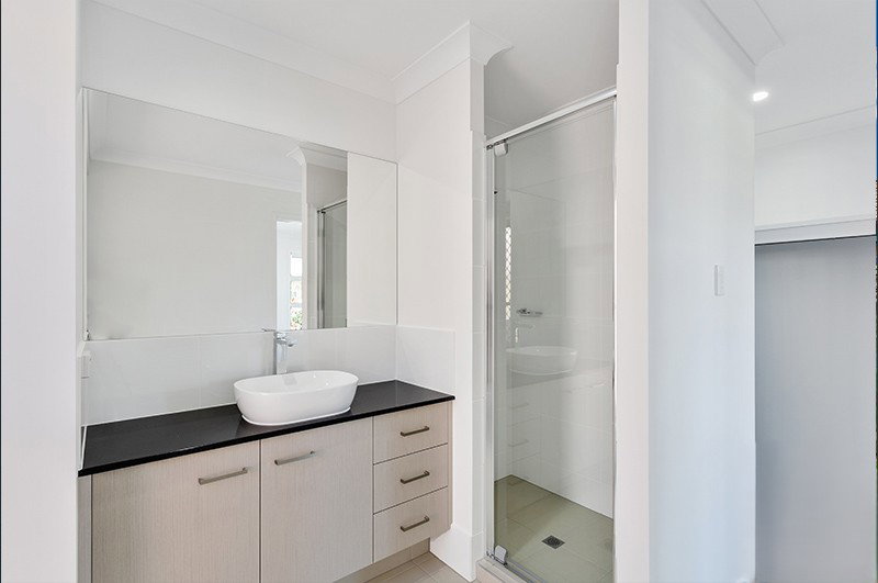 Listing image for 40 Covella Blvd, Greenbank  QLD  4124