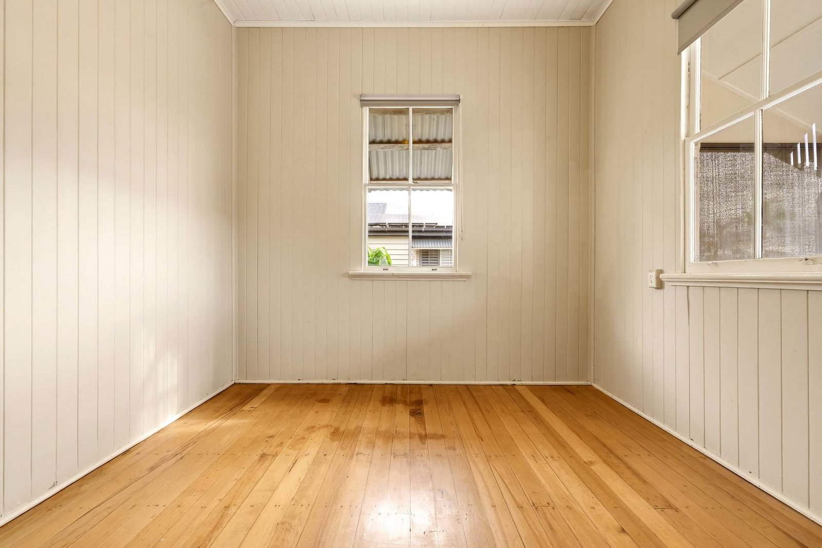 Listing image for 11 Steven Street, Redcliffe  QLD  4020