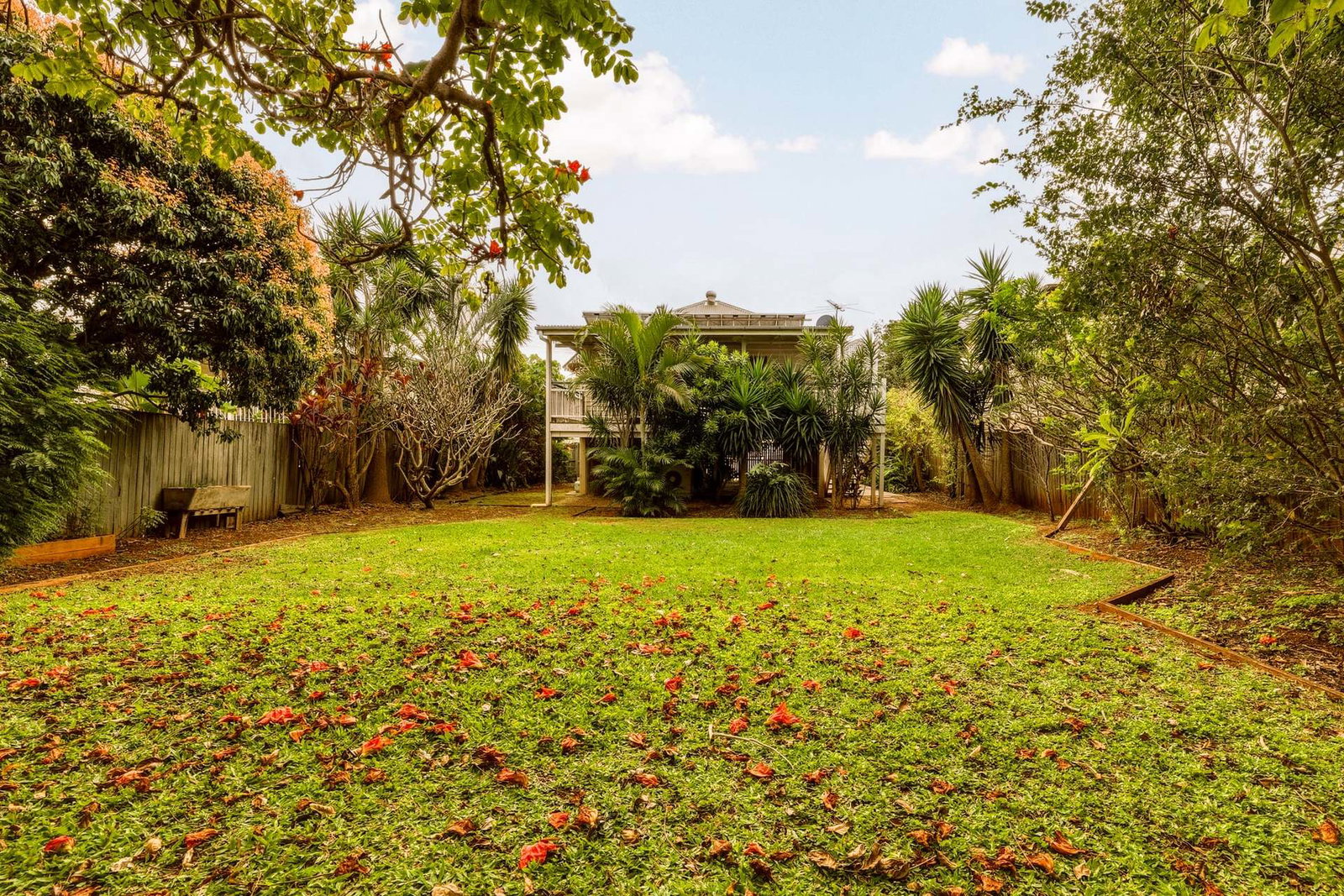 Listing image for 11 Steven Street, Redcliffe  QLD  4020