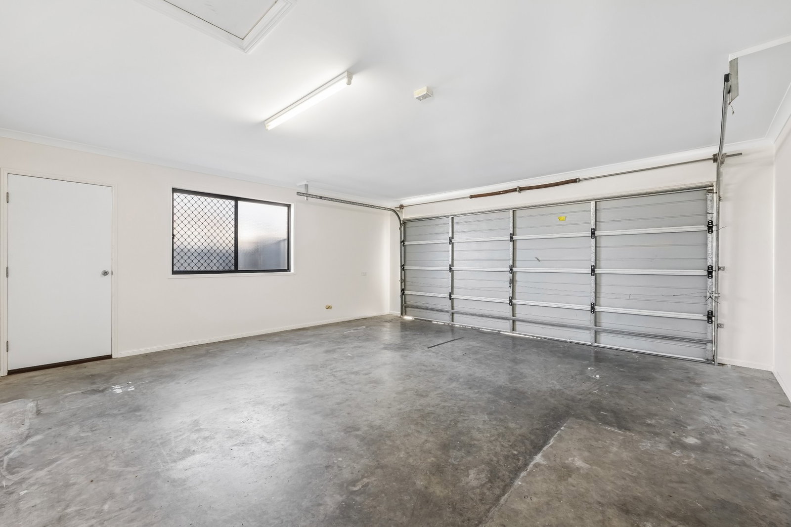 Listing image for 13 Carramar Street, Rothwell  QLD  4022