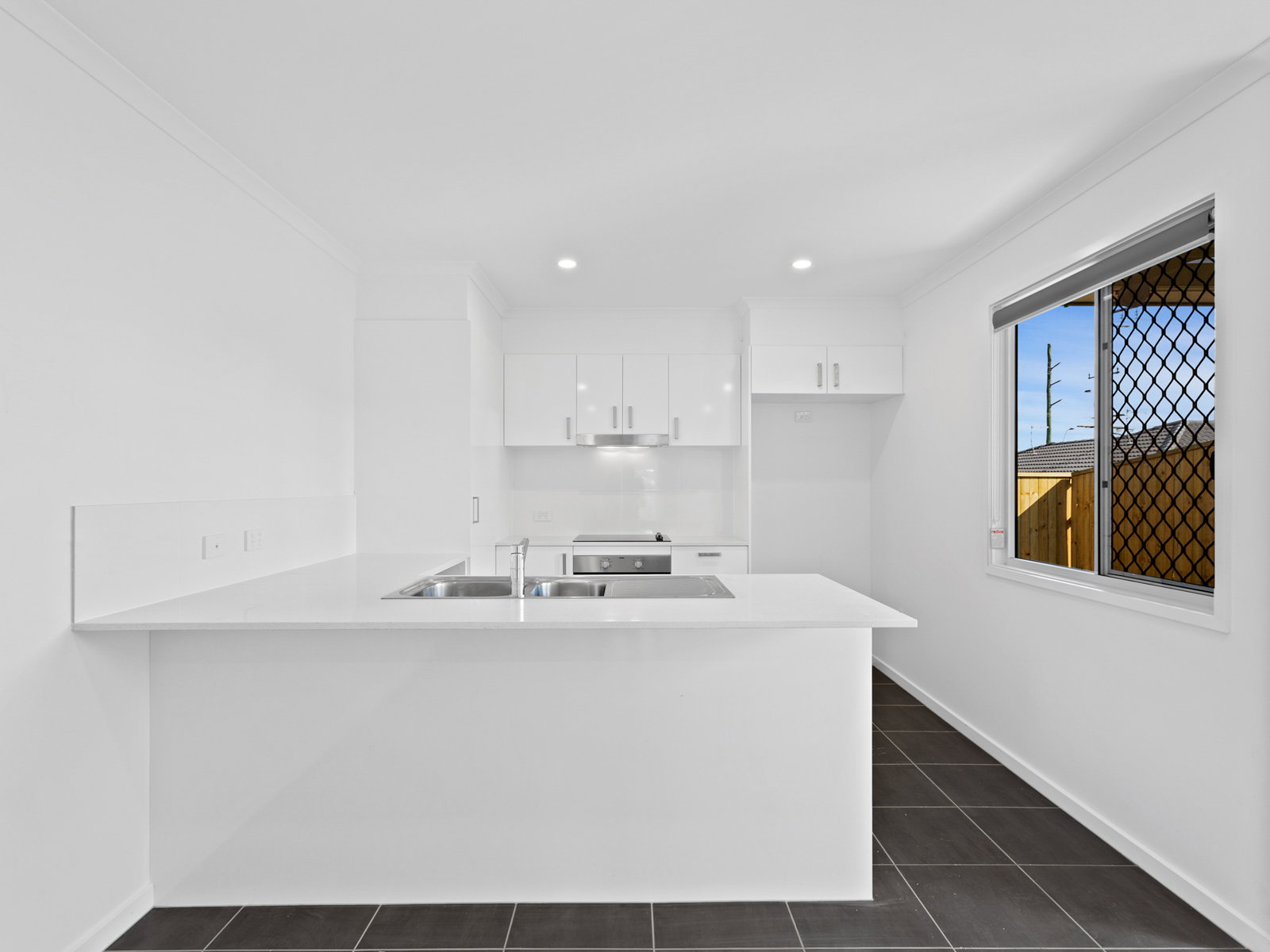 Listing image for 1/5 Kelly Pl, Loganlea  QLD  4131