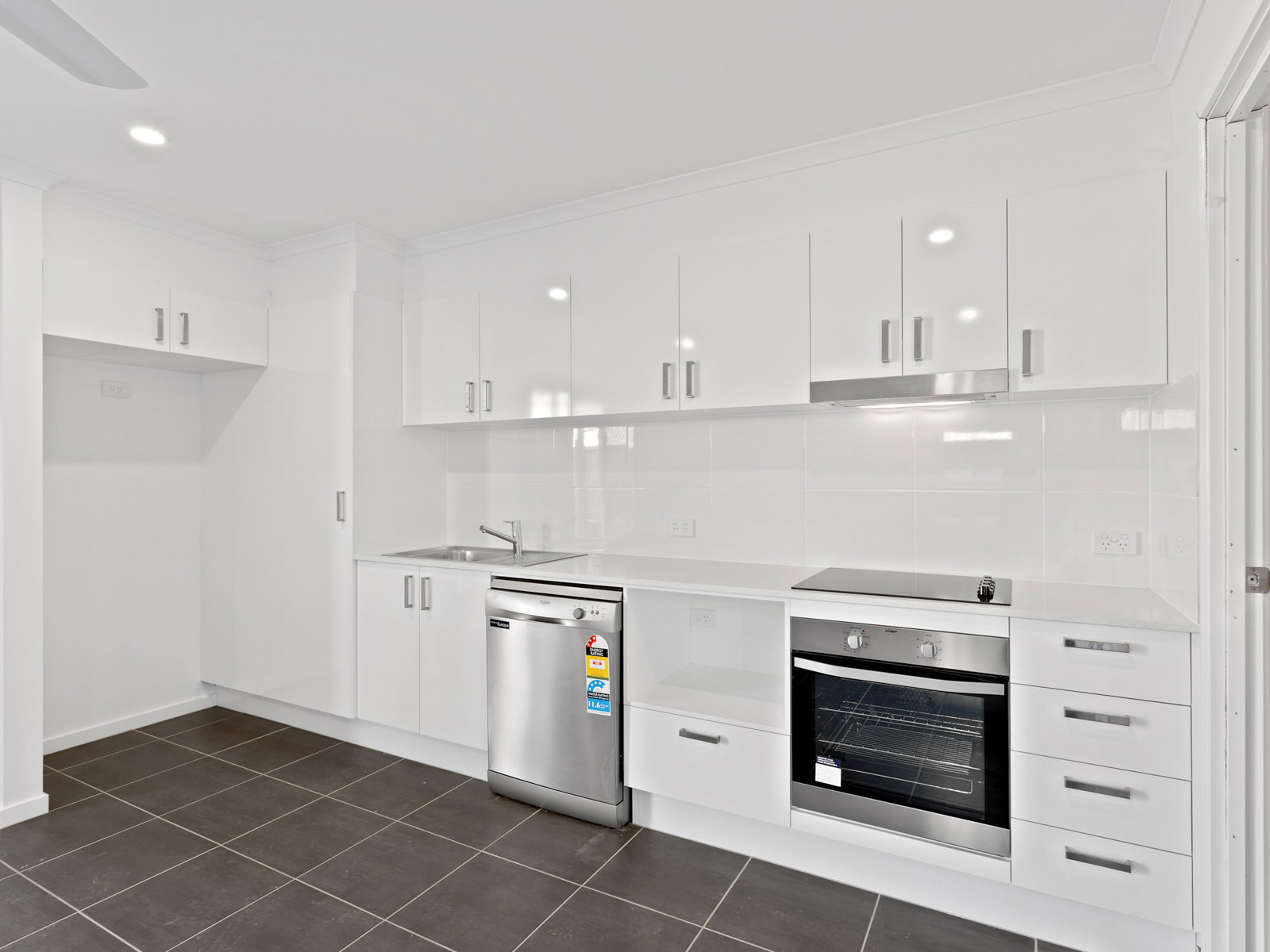 Listing image for 1/5 Kelly Pl, Loganlea  QLD  4131