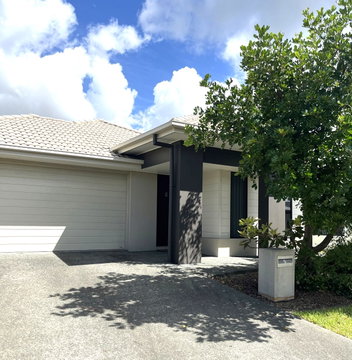 7 Normanby Cres, Burpengary East