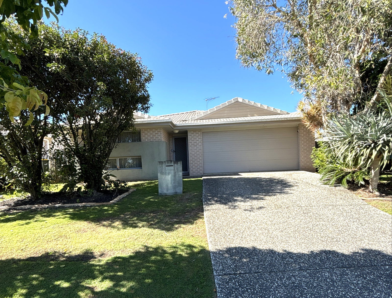 Listing image for 44 Feather Ct, Morayfield  QLD  4506