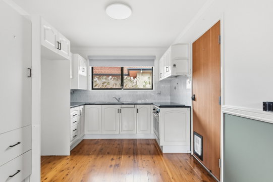3/19 Prince Edward Pde, Redcliffe