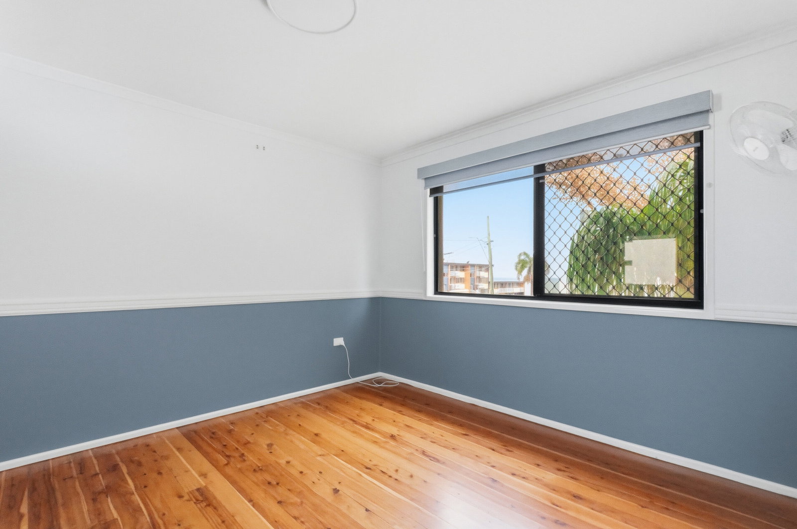 Listing image for 3/19 Prince Edward Pde, Redcliffe  QLD  4020