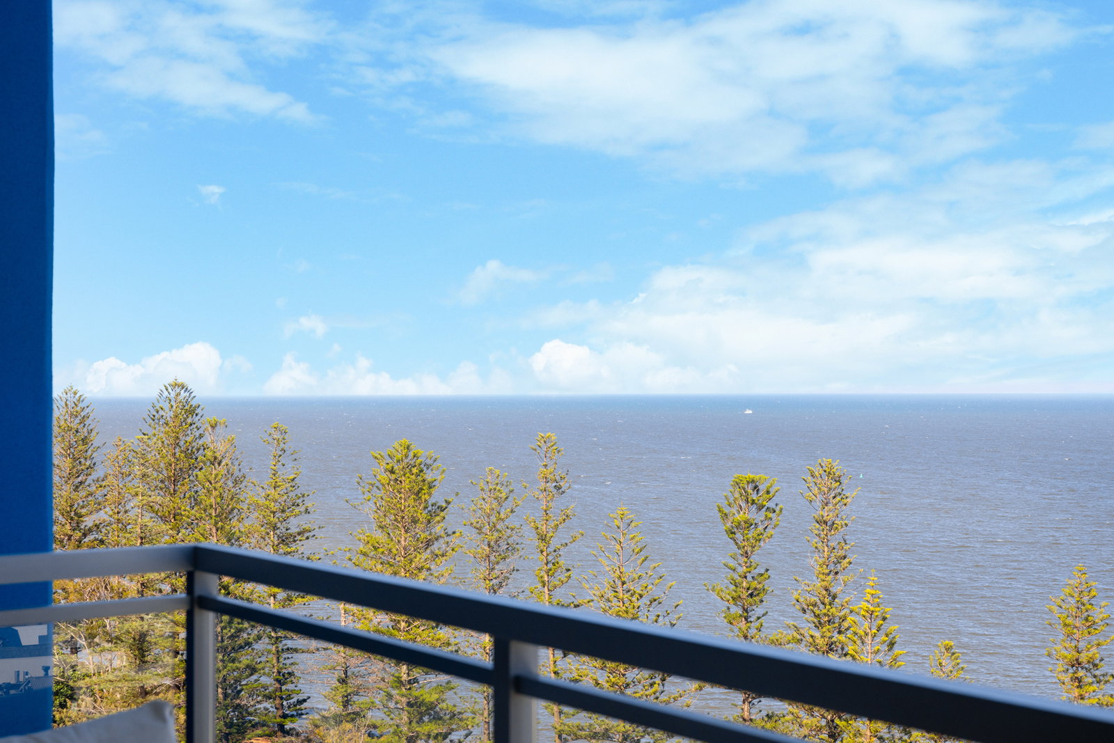 Listing image for 1004/185 Redcliffe Parade, Redcliffe  QLD  4020