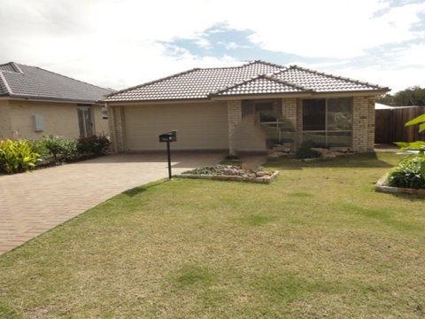 6 Corymbia Cl, Narangba