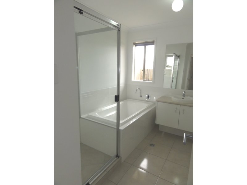 Listing image for 6 Corymbia Cl, Narangba  QLD  4504