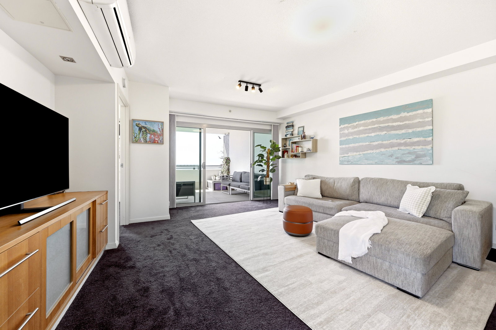 Listing image for 203/185 Redcliffe Parade, Redcliffe  QLD  4020