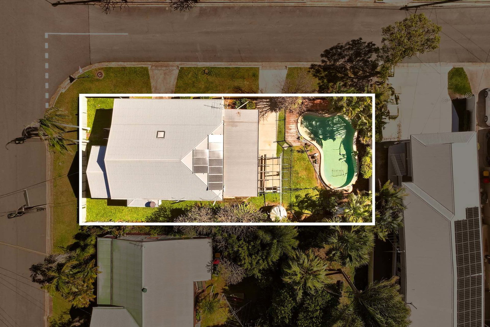 Listing image for 12 Beaconsfield Street, Margate  QLD  4019